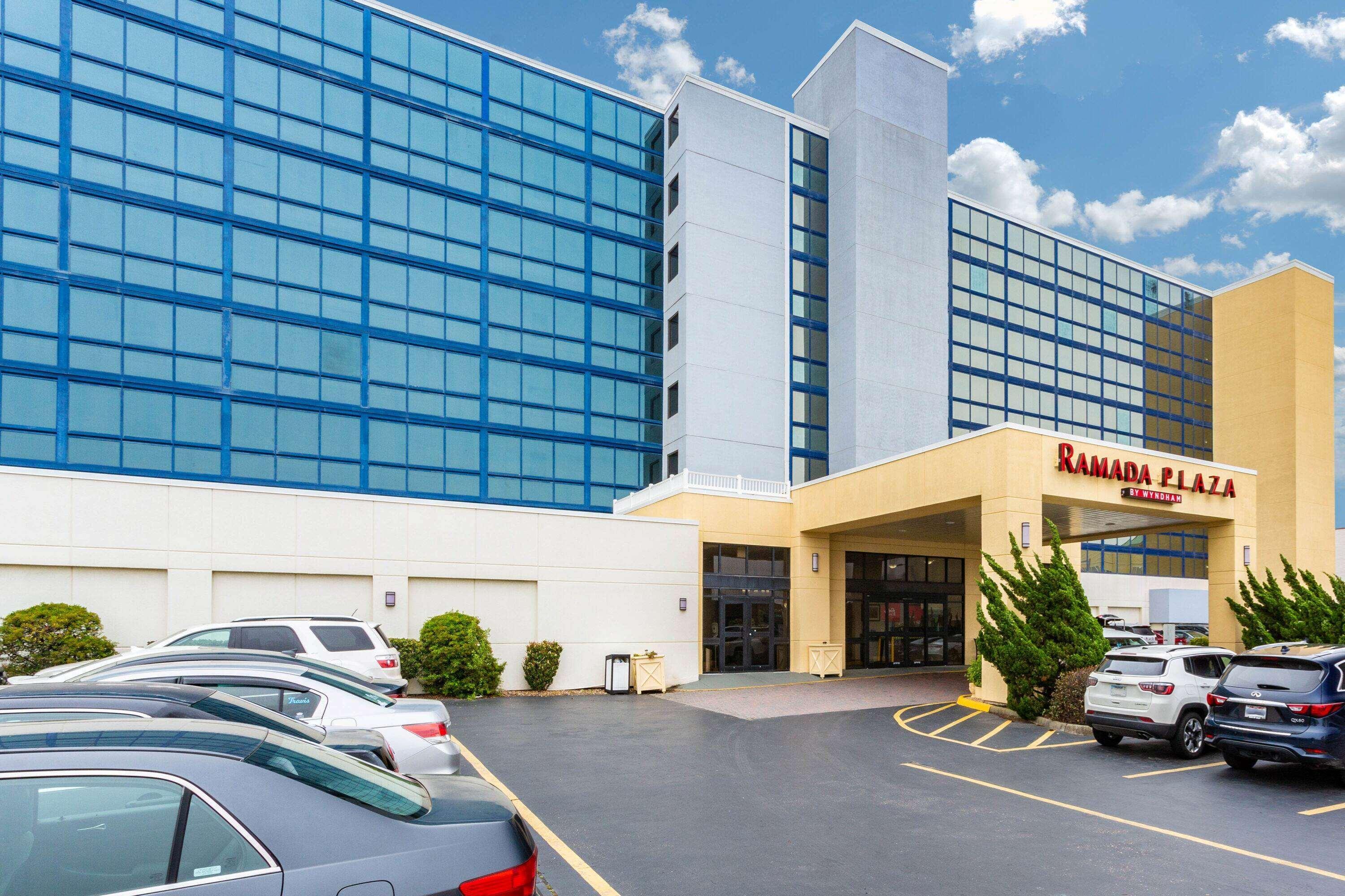 Ramada Plaza By Wyndham Virginia Beach Oceanfront Esterno foto