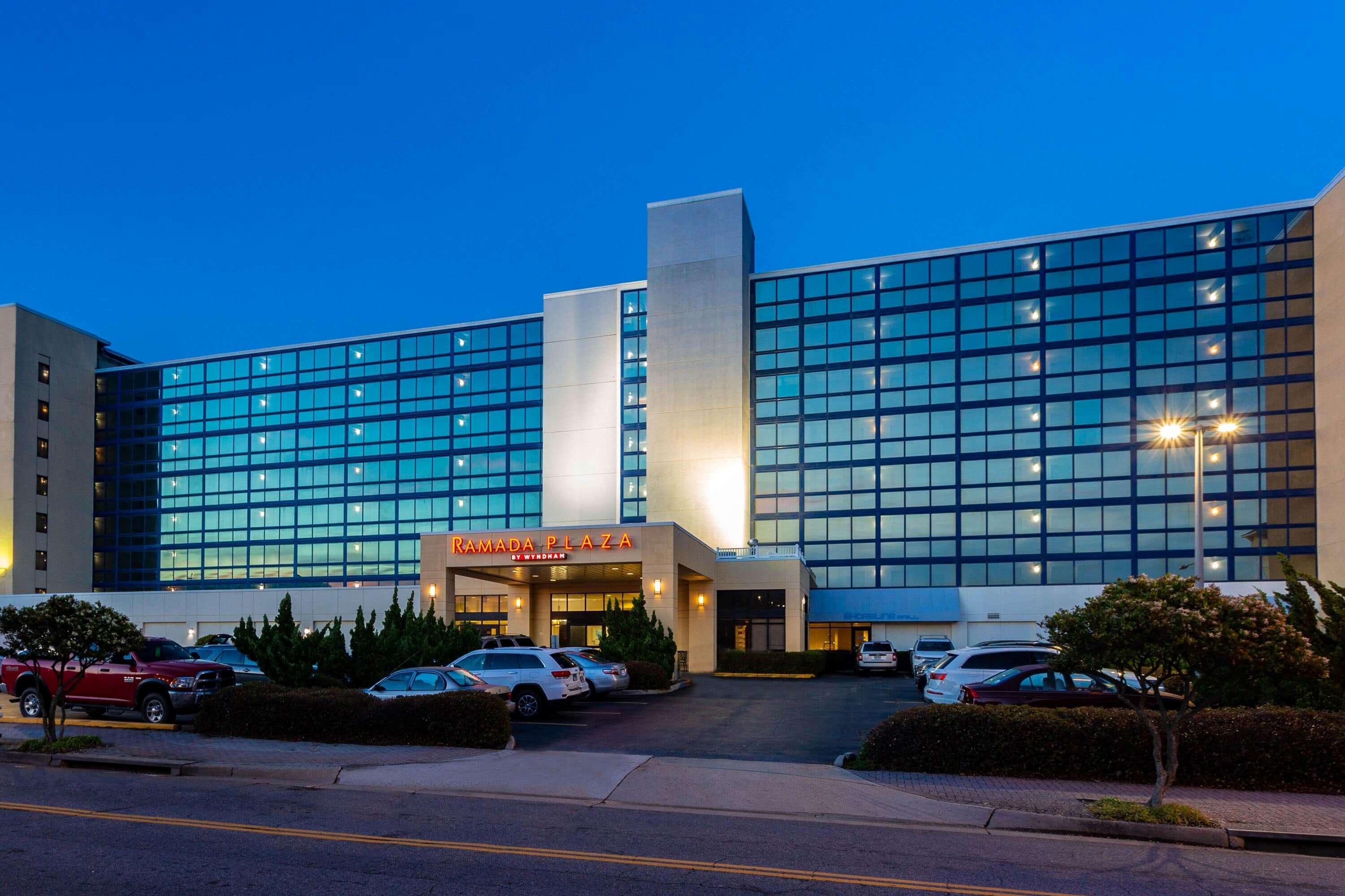 Ramada Plaza By Wyndham Virginia Beach Oceanfront Esterno foto