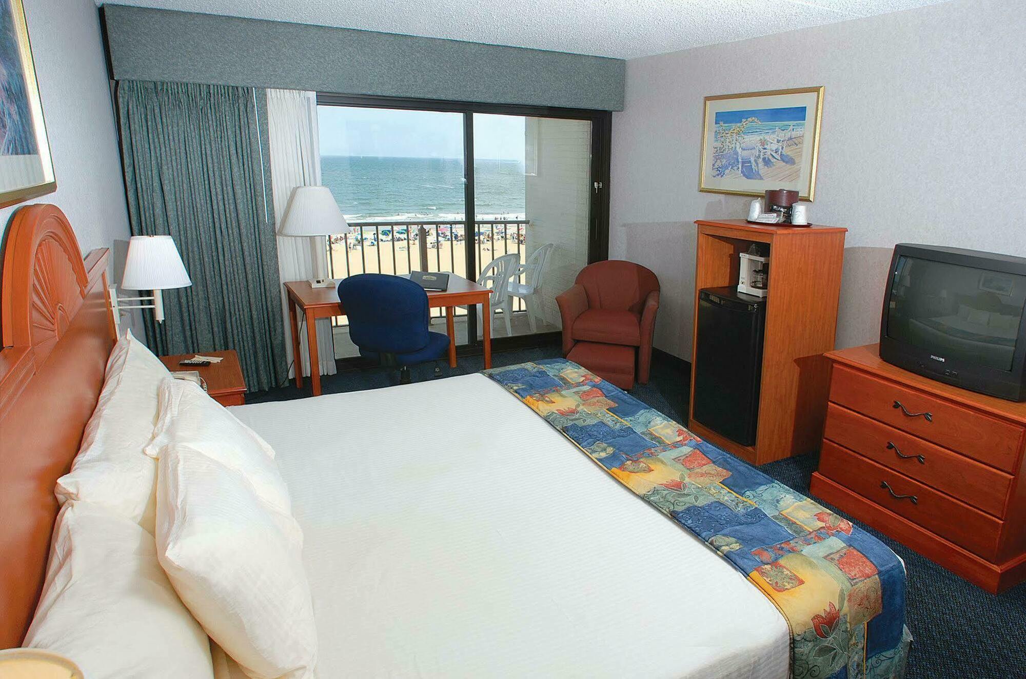 Ramada Plaza By Wyndham Virginia Beach Oceanfront Esterno foto